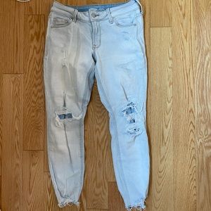 NWOT OLD NAVY ROCKSTAR SKINNY JEANS
